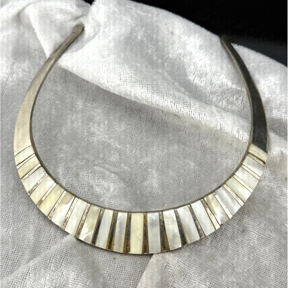 Vintage Silver Tone Collar Necklace Mother of Pearl Inlay 14